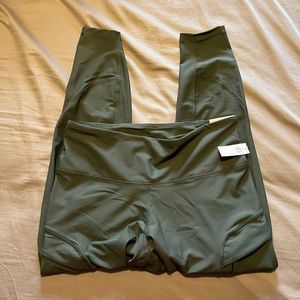 Old Navy green high-rise leggings